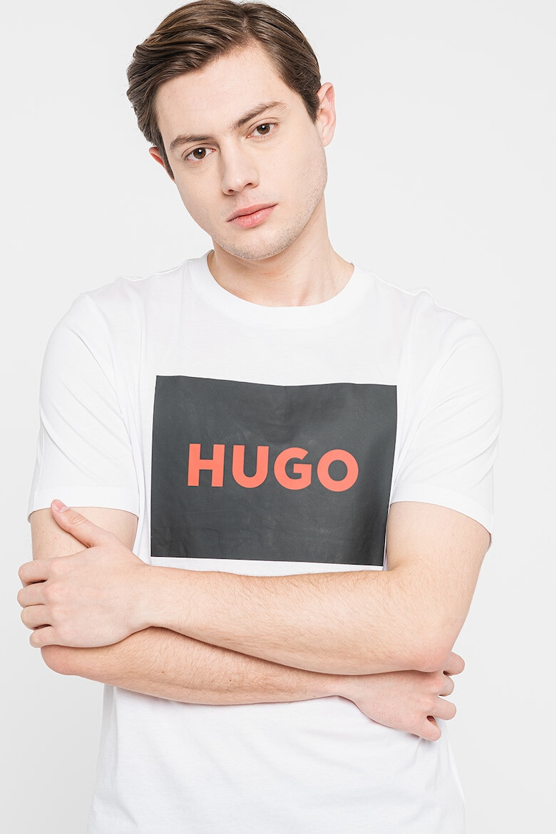 HUGO Тениска Dulive със стандартна кройка и лого - Pepit.bg