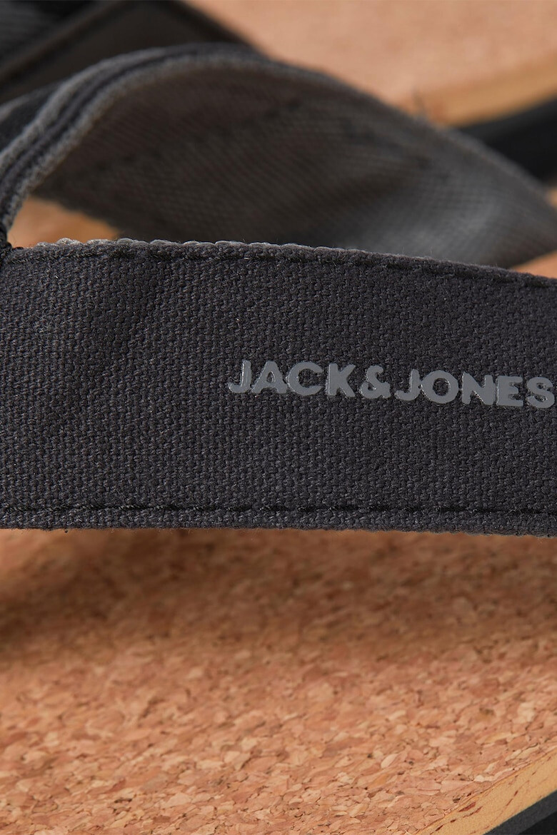 Jack & Jones Чехли с изчистен дизайн - Pepit.bg