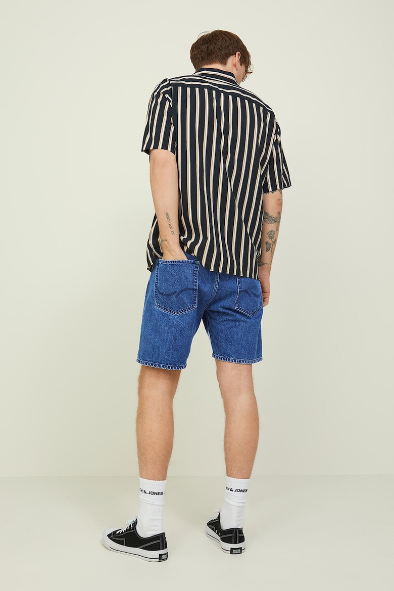 Jack & Jones Дънков къс панталон с контрасти - Pepit.bg