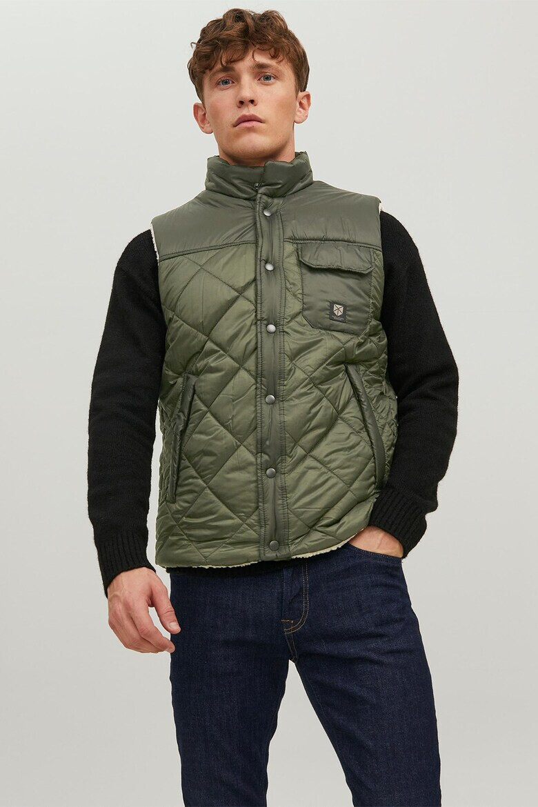 Jack & Jones Двулицев елек с джобове - Pepit.bg