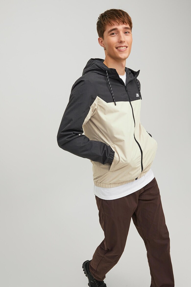 Jack & Jones Олекотено яке Dover с дизайн с цветен блок - Pepit.bg