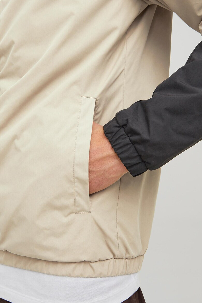 Jack & Jones Олекотено яке Dover с дизайн с цветен блок - Pepit.bg