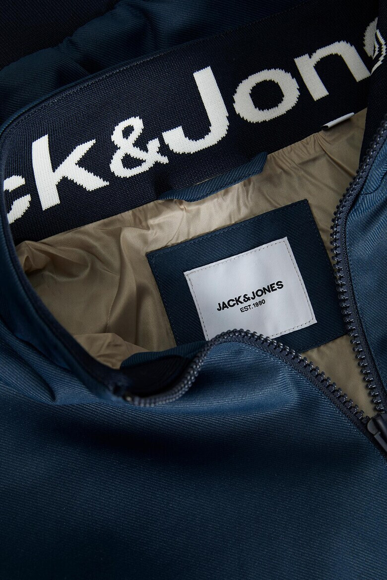 Jack & Jones Яке Jax със средновисока яка - Pepit.bg