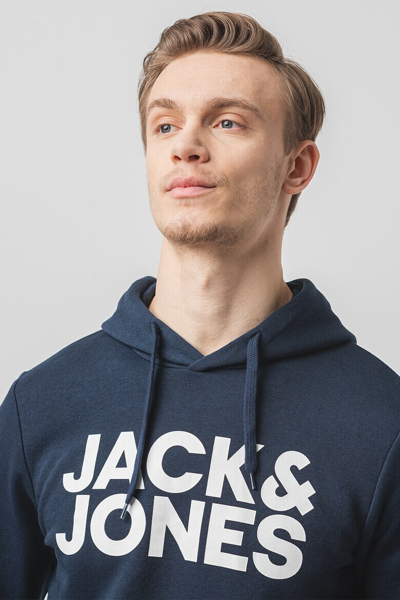 Jack  Jones Худи с джоб кенгуру и лого - Pepit.bg