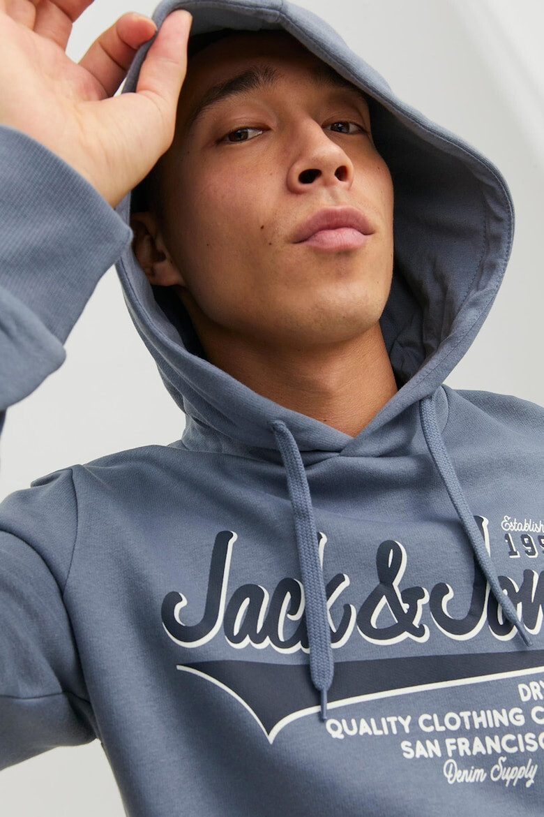 Jack & Jones Худи със стандартна кройка и лого - Pepit.bg