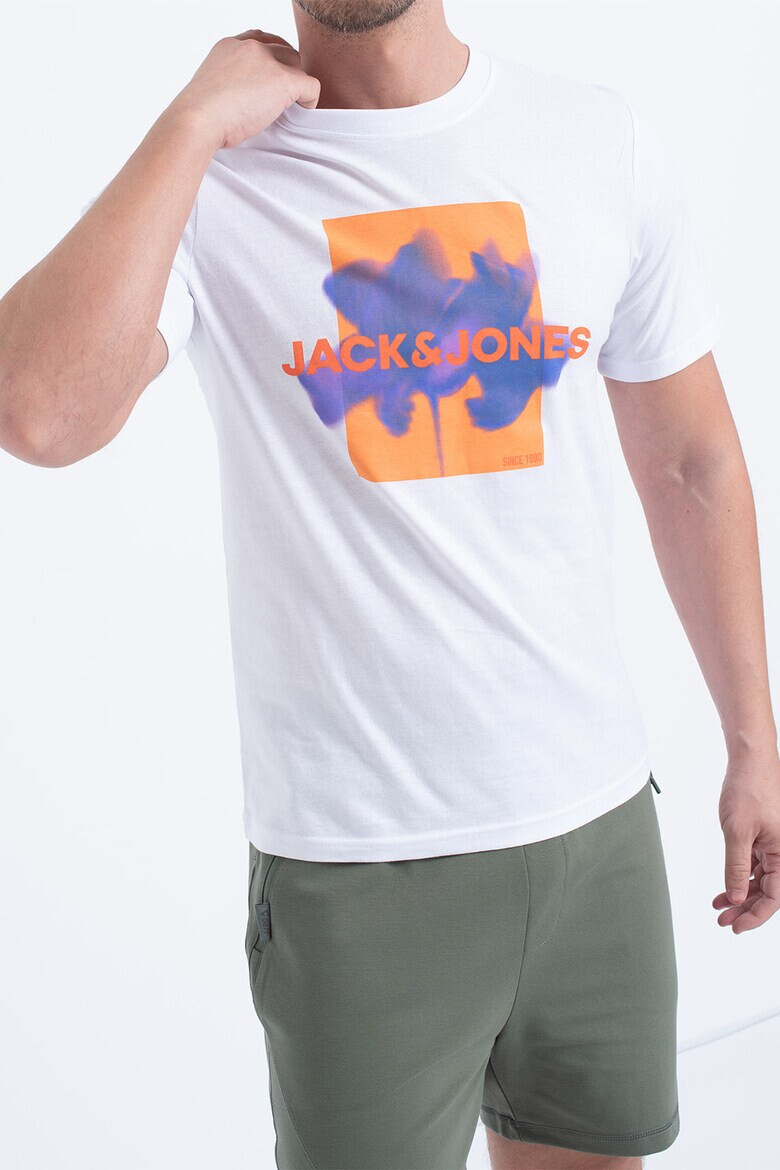 Jack & Jones Памучна тениска с овално деколте и лого - Pepit.bg