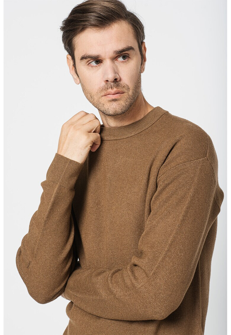 Jack & Jones Пуловер Keegan с овално деколте - Pepit.bg