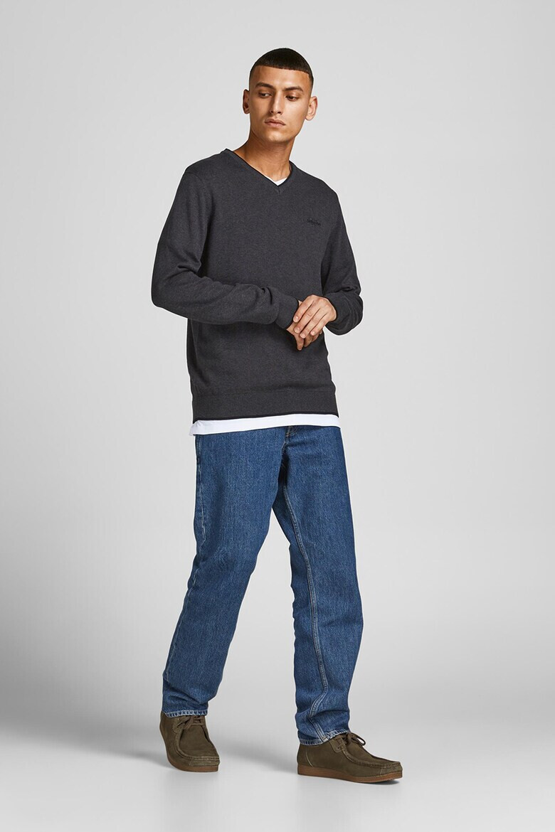 Jack & Jones Пуловер Tons с шпиц - Pepit.bg
