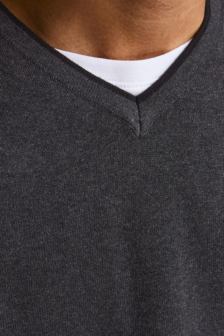 Jack & Jones Пуловер Tons с шпиц - Pepit.bg