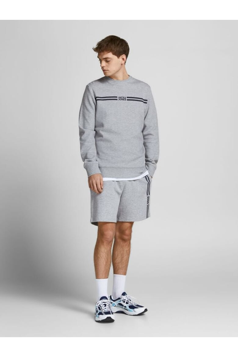 Jack&Jones Jack & Jones Суитшърт и къс панталон с контрасти - Pepit.bg