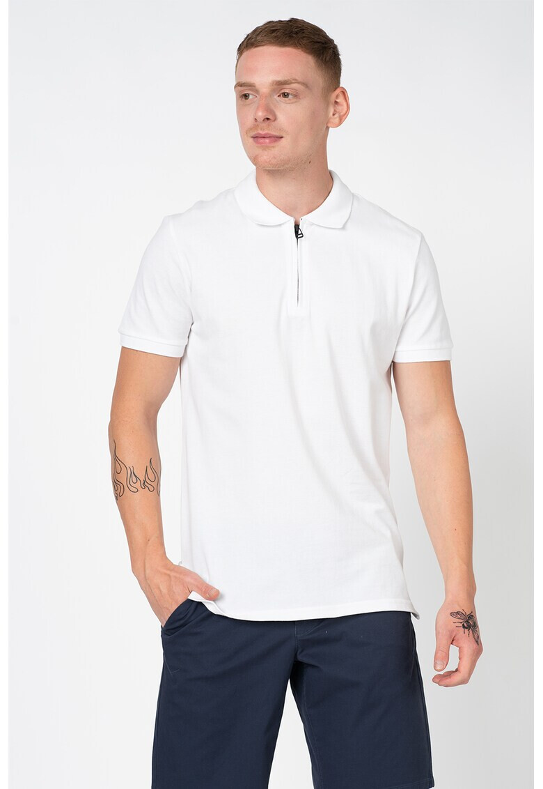 Jack&Jones Тениска Benjamin с яка и къс цип - Pepit.bg