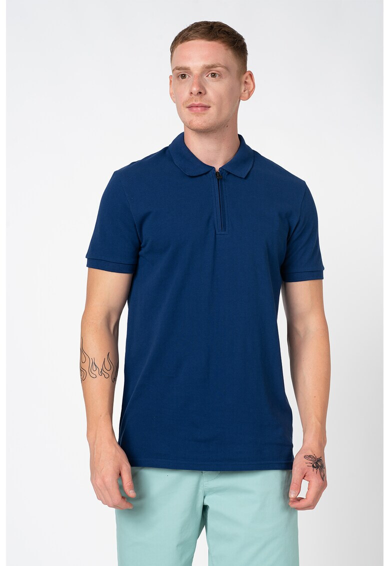 Jack&Jones Тениска Benjamin с яка и къс цип - Pepit.bg