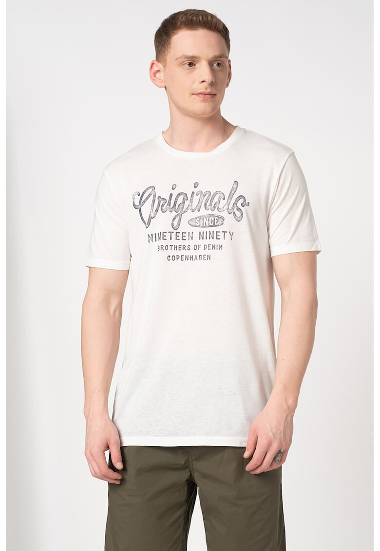 Jack&Jones Тениска Lakewood по тялото с лого - Pepit.bg