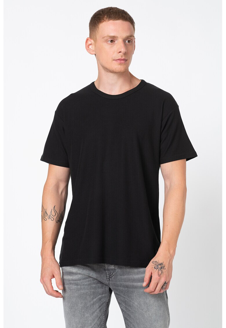 Jack&Jones Тениска North с овално деколте - Pepit.bg
