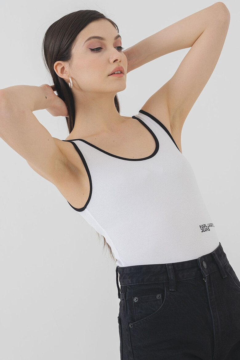 KARL LAGERFELD JEANS Топ с лого - Бял - Pepit.bg