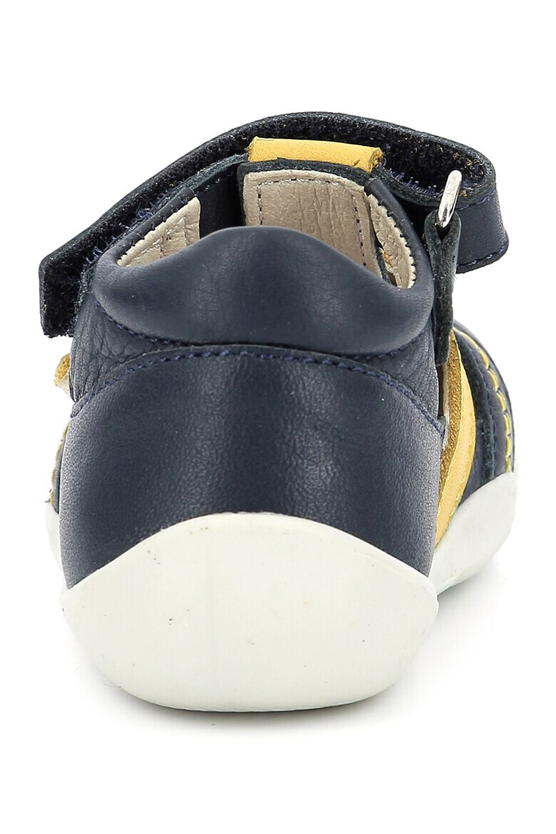Kickers kids Кожени сандали с отвори - Pepit.bg