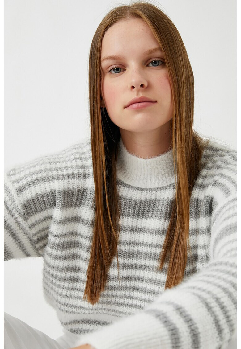 KOTON Раиран пуловер с овално деколте - Pepit.bg