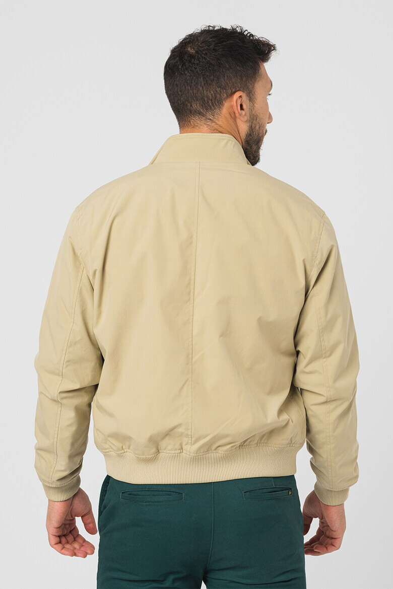 Lacoste Яке с цип и лого - Pepit.bg