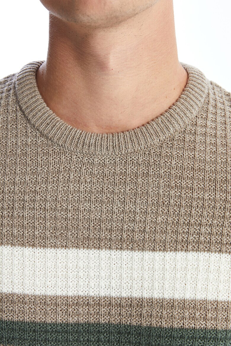 LC WAIKIKI Стандартен пуловер - Pepit.bg