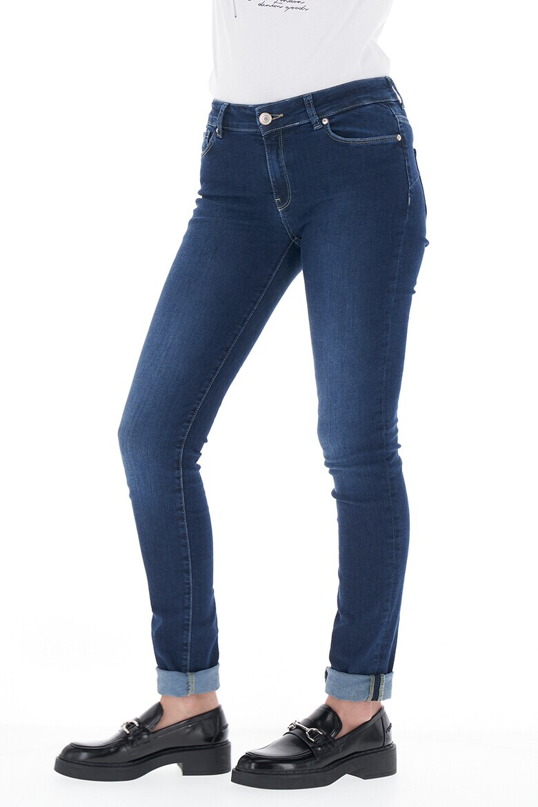 Lee Cooper Дънки по тялото - Pepit.bg