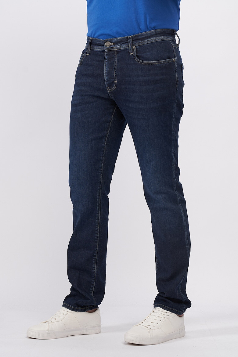 Lee Cooper Дънки по тялото - Pepit.bg