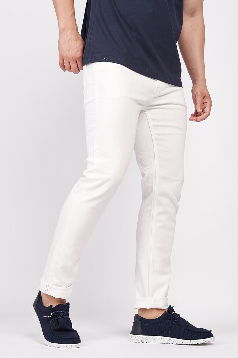 Lee Cooper Дънки по тялото - Pepit.bg