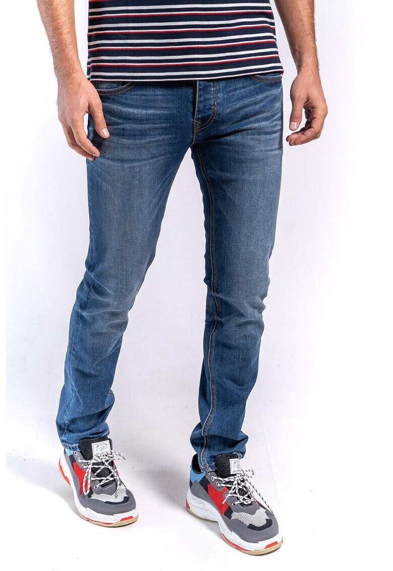 Lee Cooper Дънки по тялото - Pepit.bg