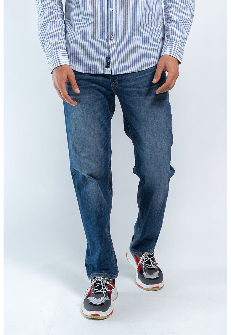 Lee Cooper Дънки със захабен ефект - Pepit.bg