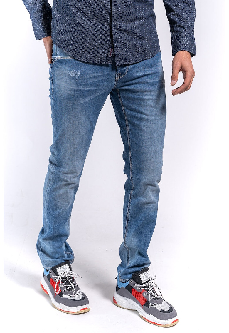Lee Cooper Дънки със захабен ефект - Pepit.bg
