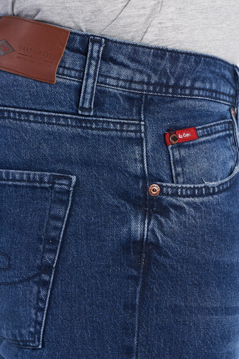 Lee Cooper Дънки със захабен ефект - Pepit.bg