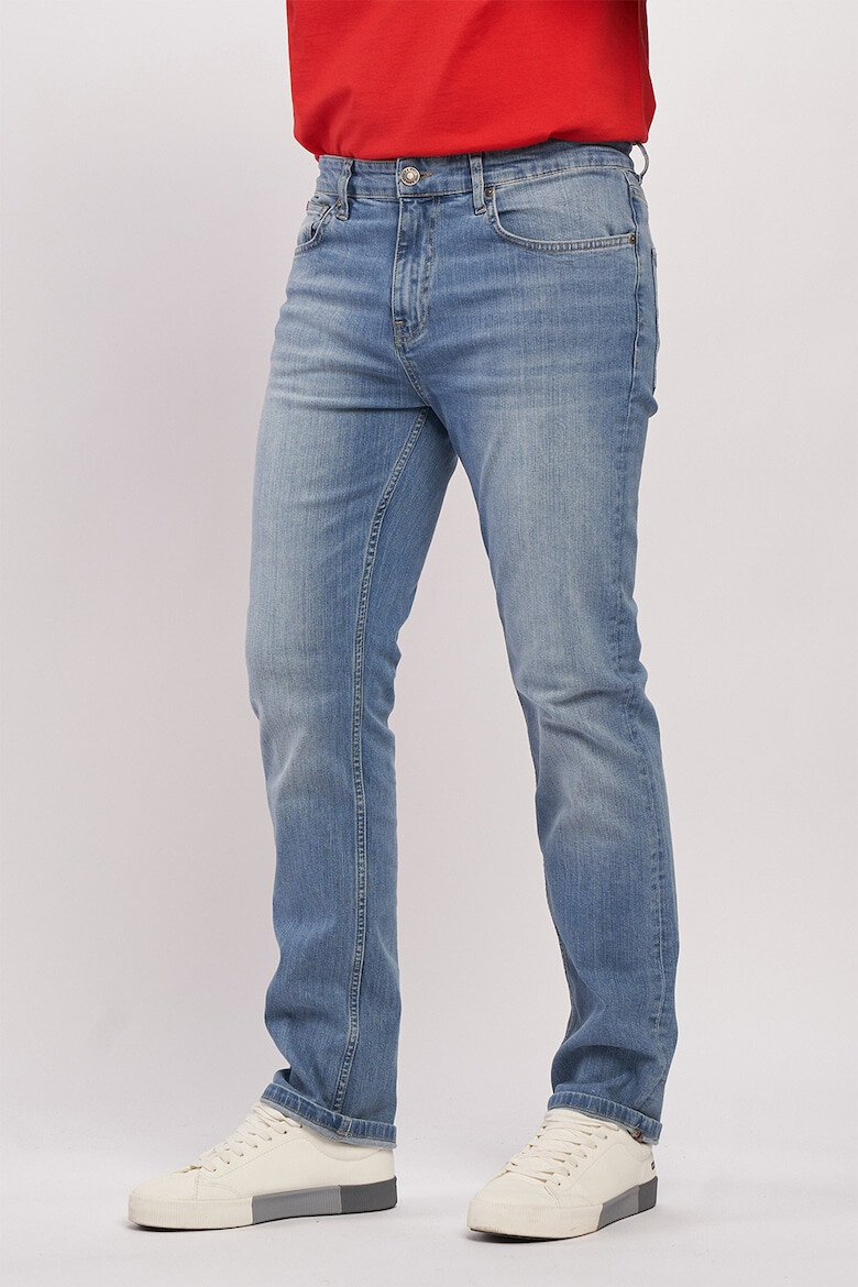 Lee Cooper Дънки със захабен ефект - Pepit.bg