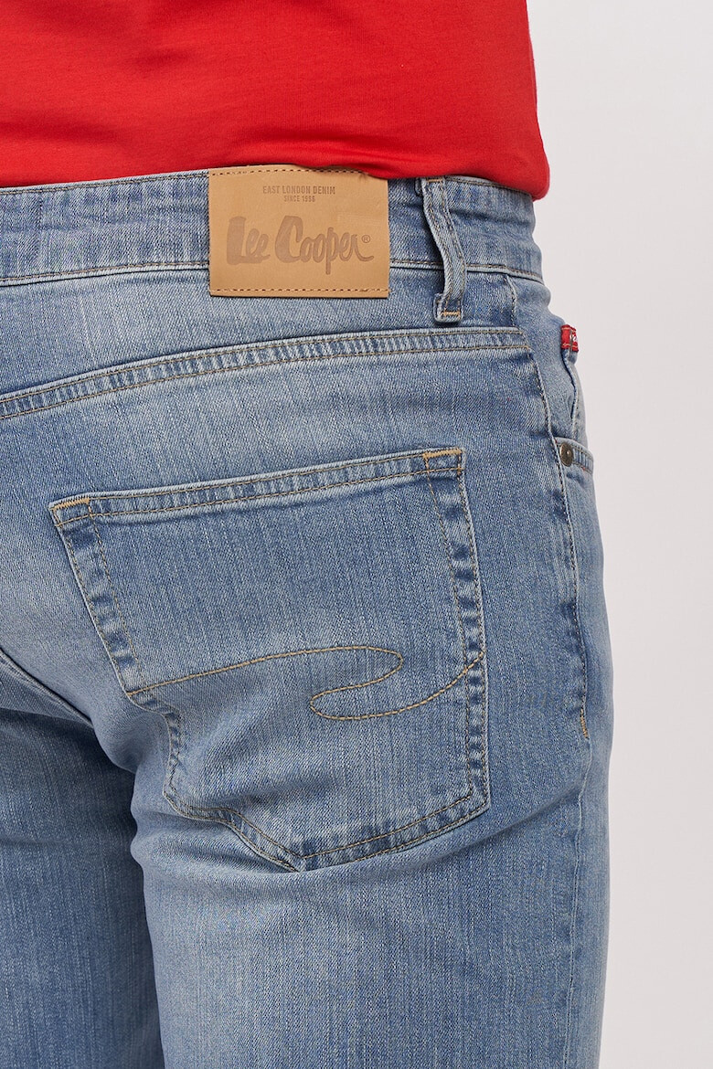 Lee Cooper Дънки със захабен ефект - Pepit.bg