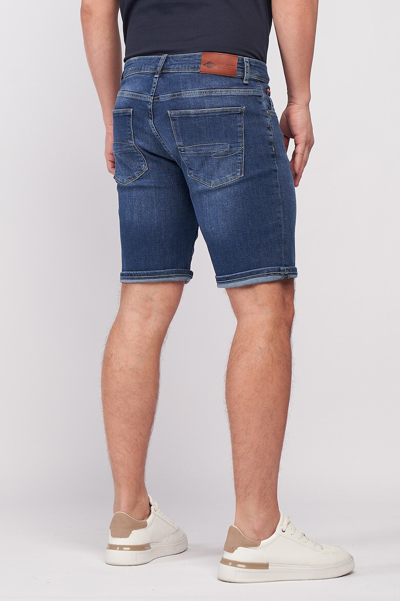 Lee Cooper Дънкови бермуди по тялото - Pepit.bg