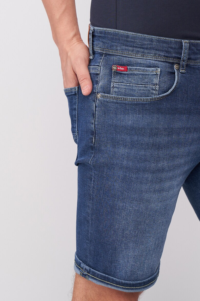 Lee Cooper Дънкови бермуди по тялото - Pepit.bg