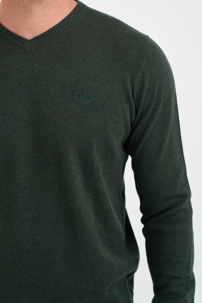 Lee Cooper Памучен пуловер с шпиц - Pepit.bg