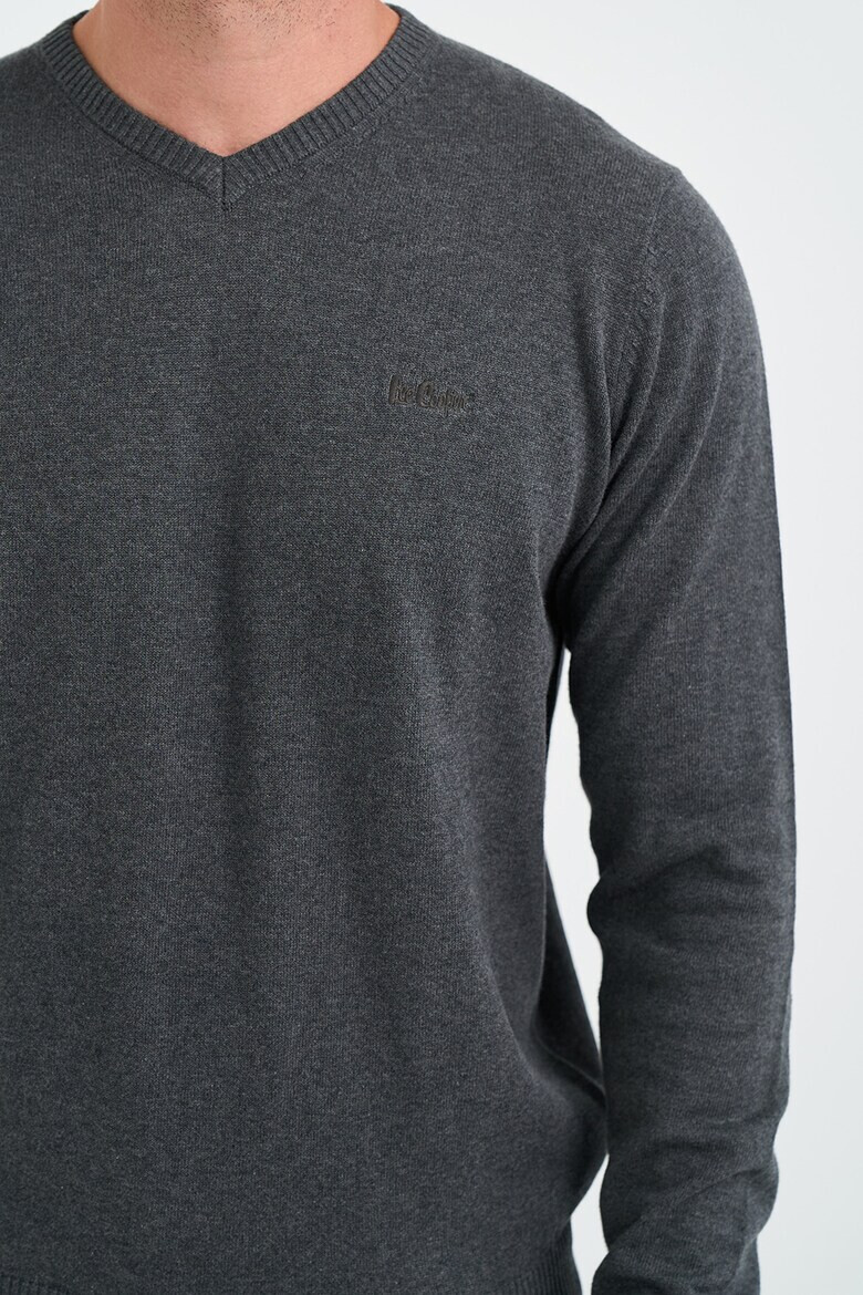 Lee Cooper Памучен пуловер с шпиц - Pepit.bg