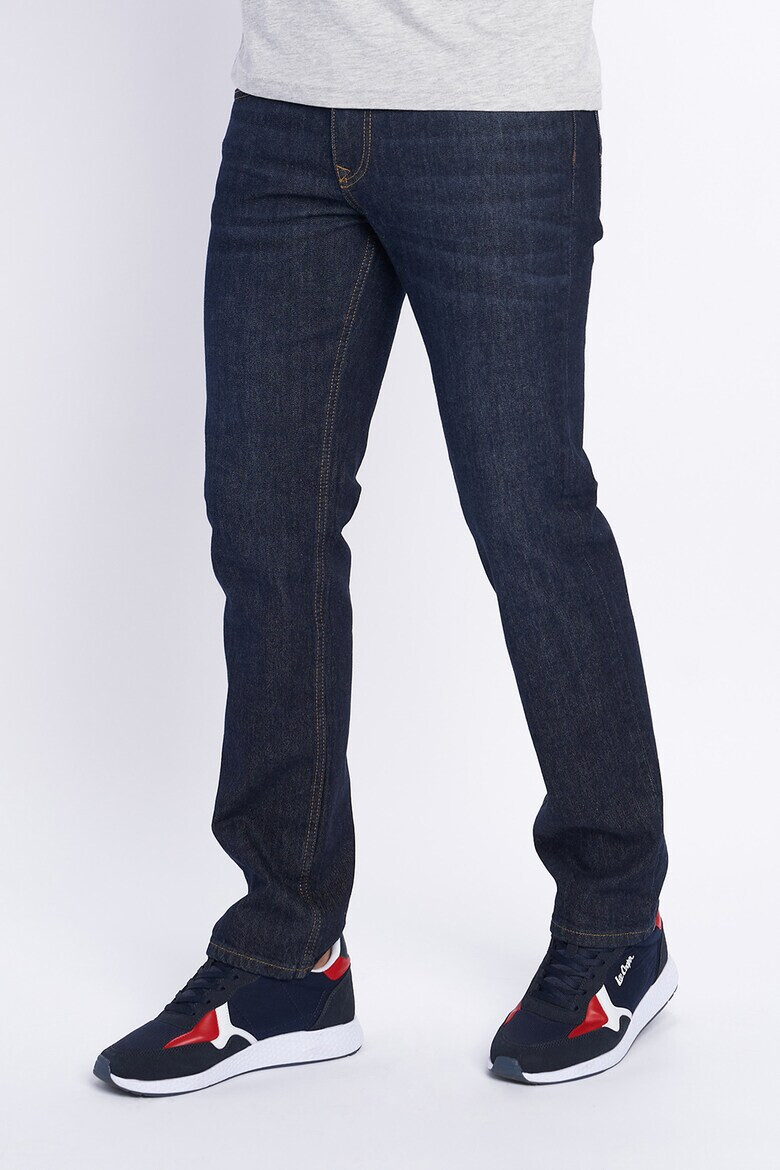 Lee Cooper Прави дънки - Pepit.bg