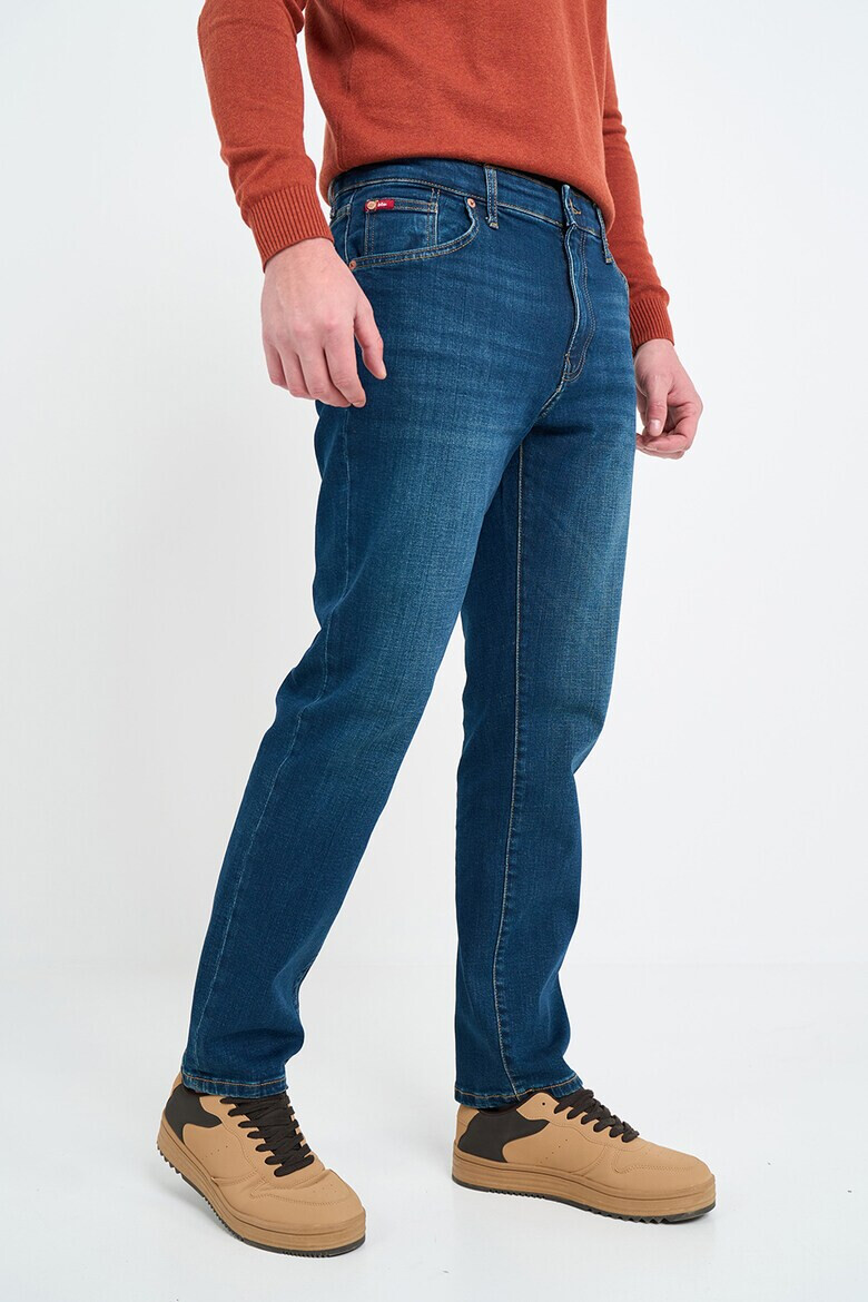 Lee Cooper Прави дънки - Pepit.bg