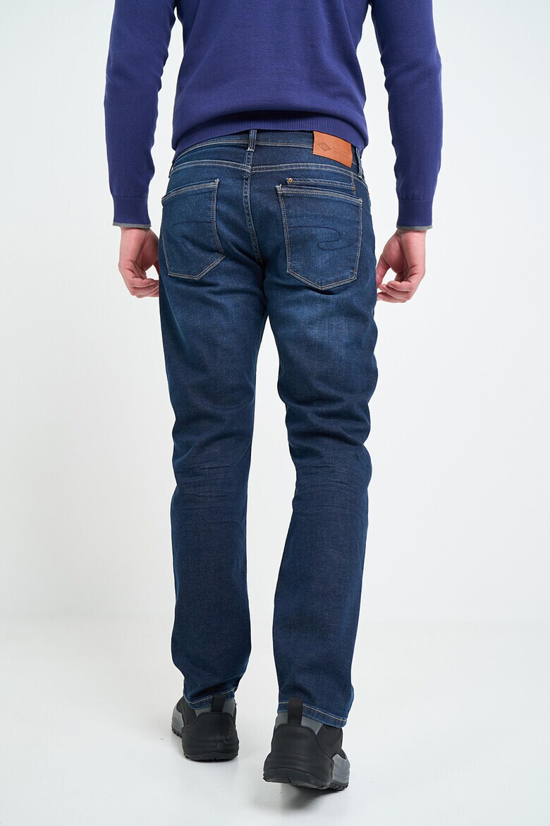Lee Cooper Прави дънки - Pepit.bg