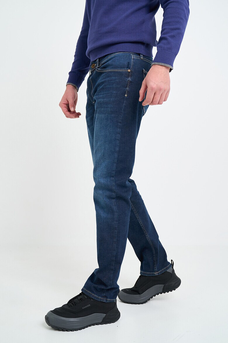 Lee Cooper Прави дънки - Pepit.bg