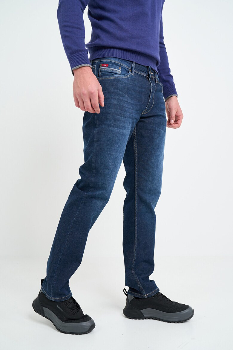 Lee Cooper Прави дънки - Pepit.bg