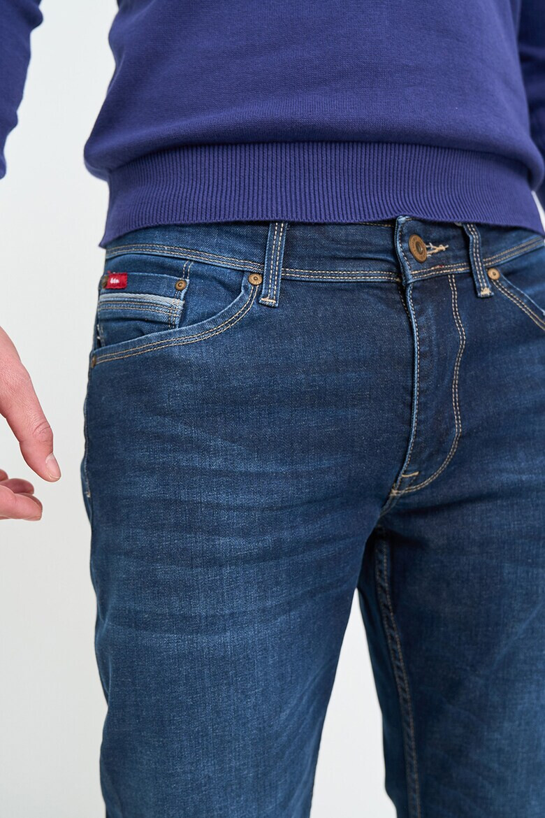 Lee Cooper Прави дънки - Pepit.bg