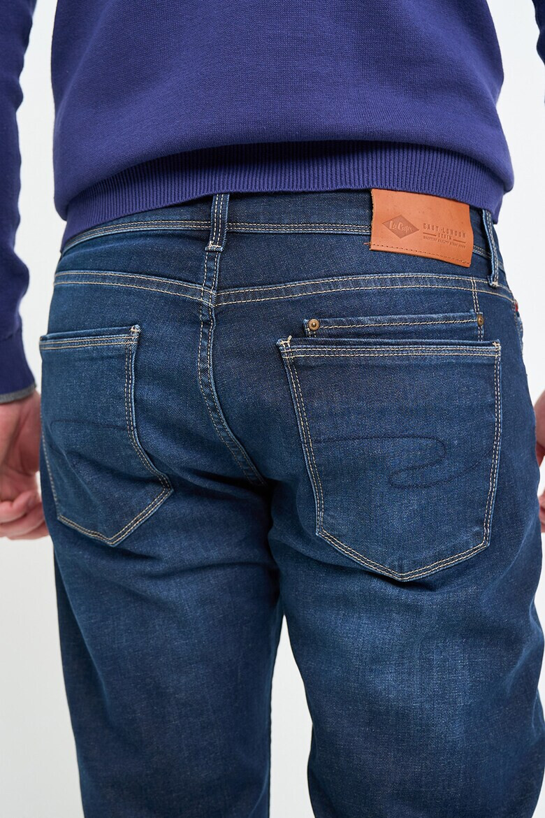 Lee Cooper Прави дънки - Pepit.bg