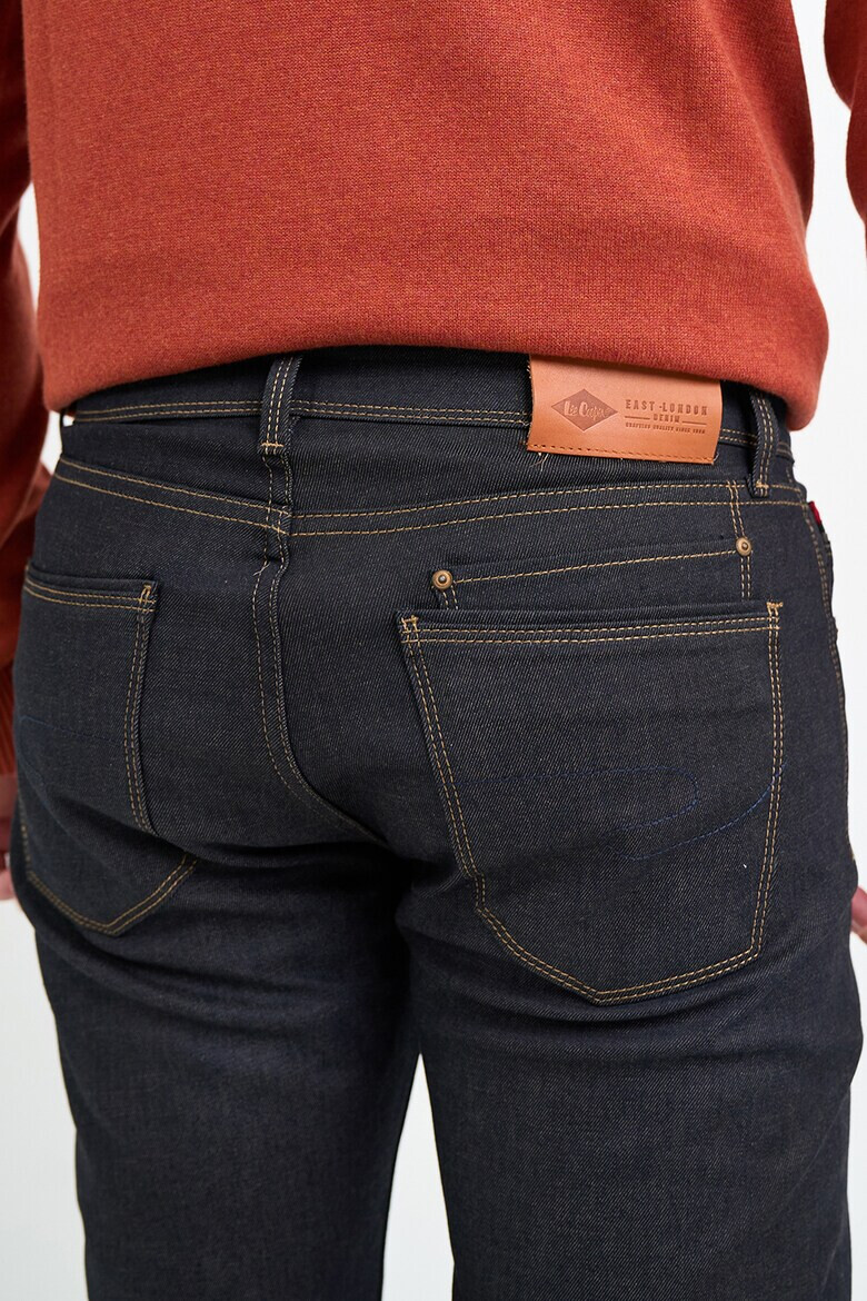 Lee Cooper Прави дънки - Pepit.bg