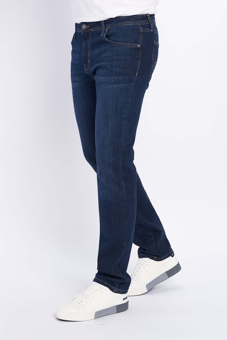Lee Cooper Прави дънки с 5 джоба - Pepit.bg