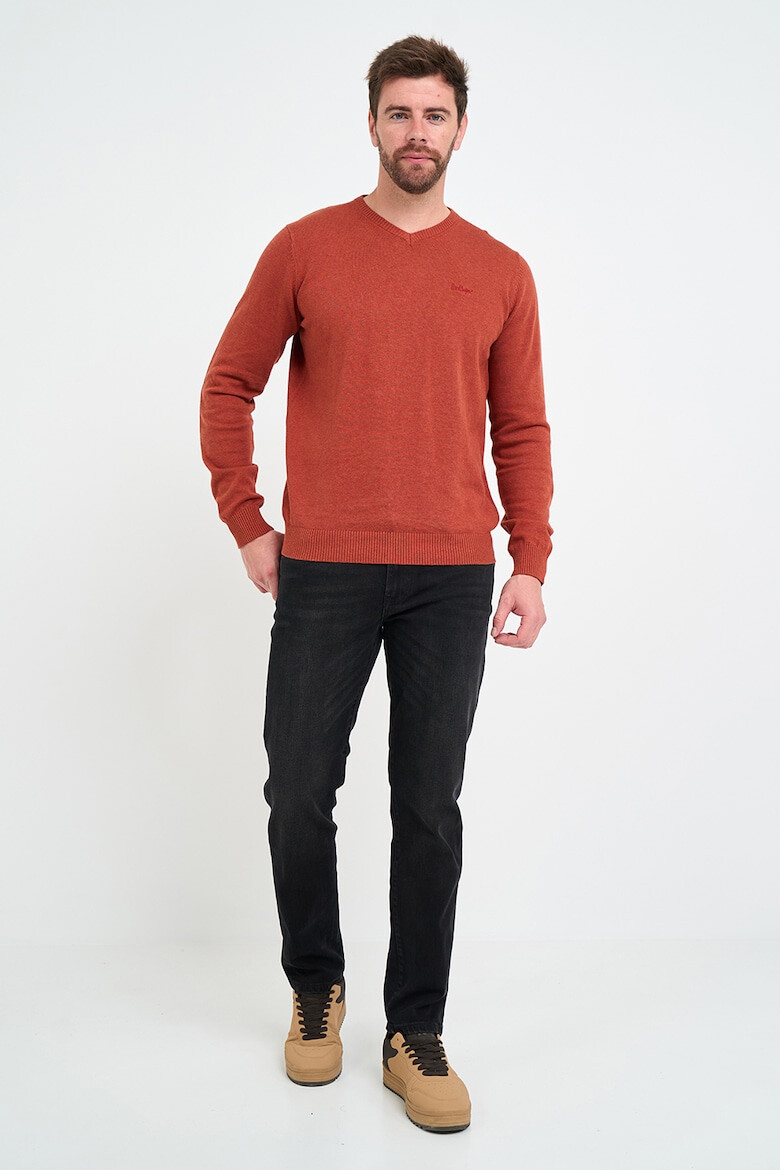 Lee Cooper Прави дънки с 5 джоба - Pepit.bg