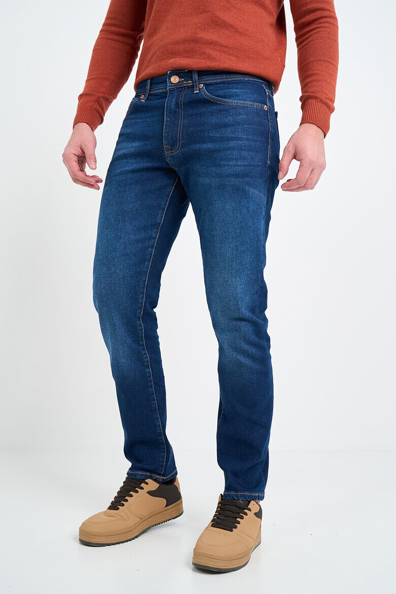 Lee Cooper Прави дънки с 5 джоба - Pepit.bg