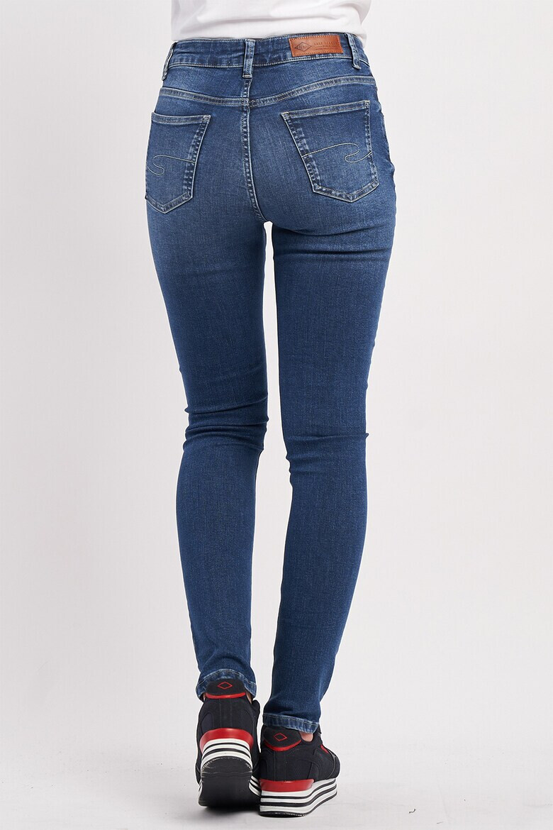 Lee Cooper Прилепнали дънки с висока талия - Pepit.bg