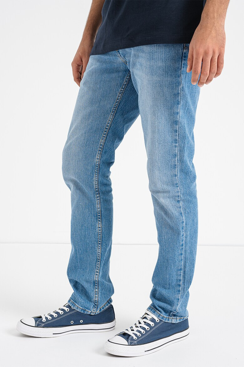 Levis Слим дънки 511™ със средновисока талия - Pepit.bg