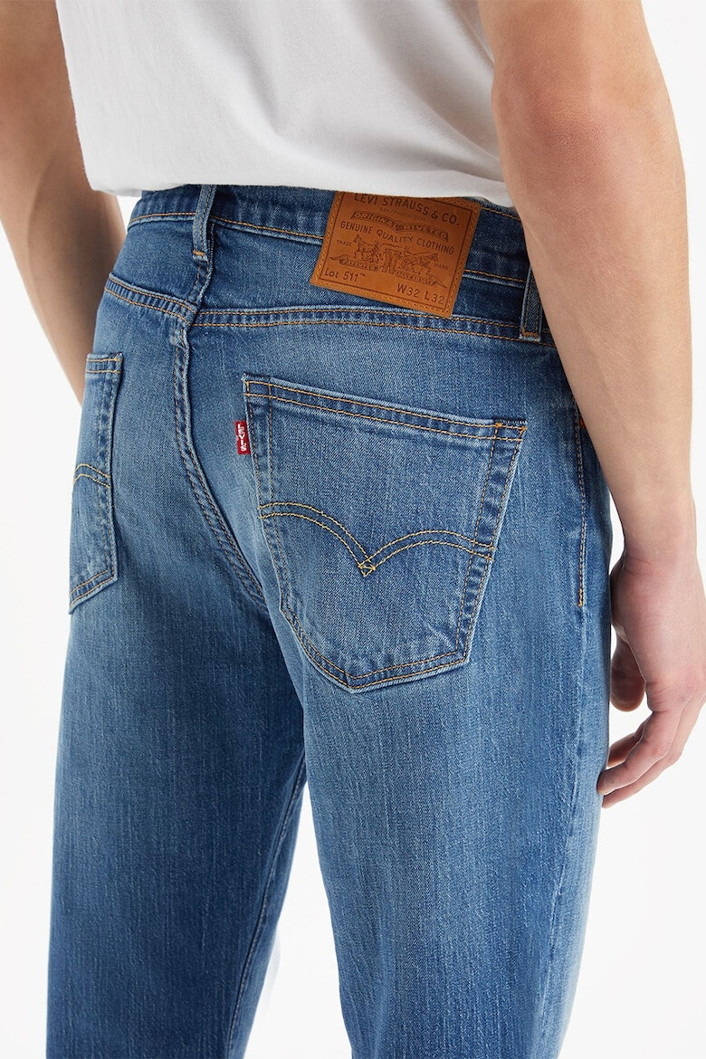 Levis Дънки 511™ по тялото със захабен ефект - Pepit.bg